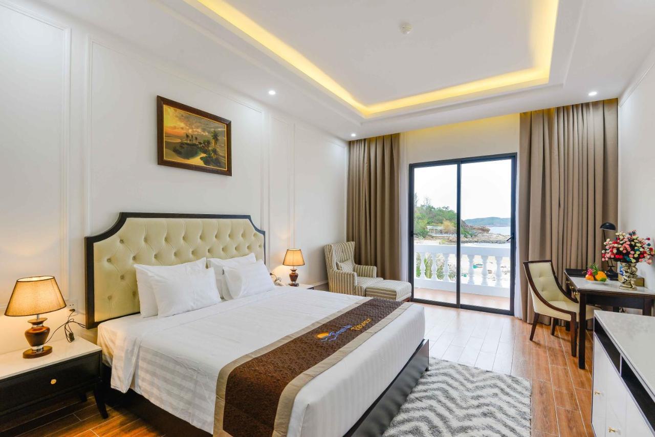 Seaside Boutique Resort Куинён Экстерьер фото