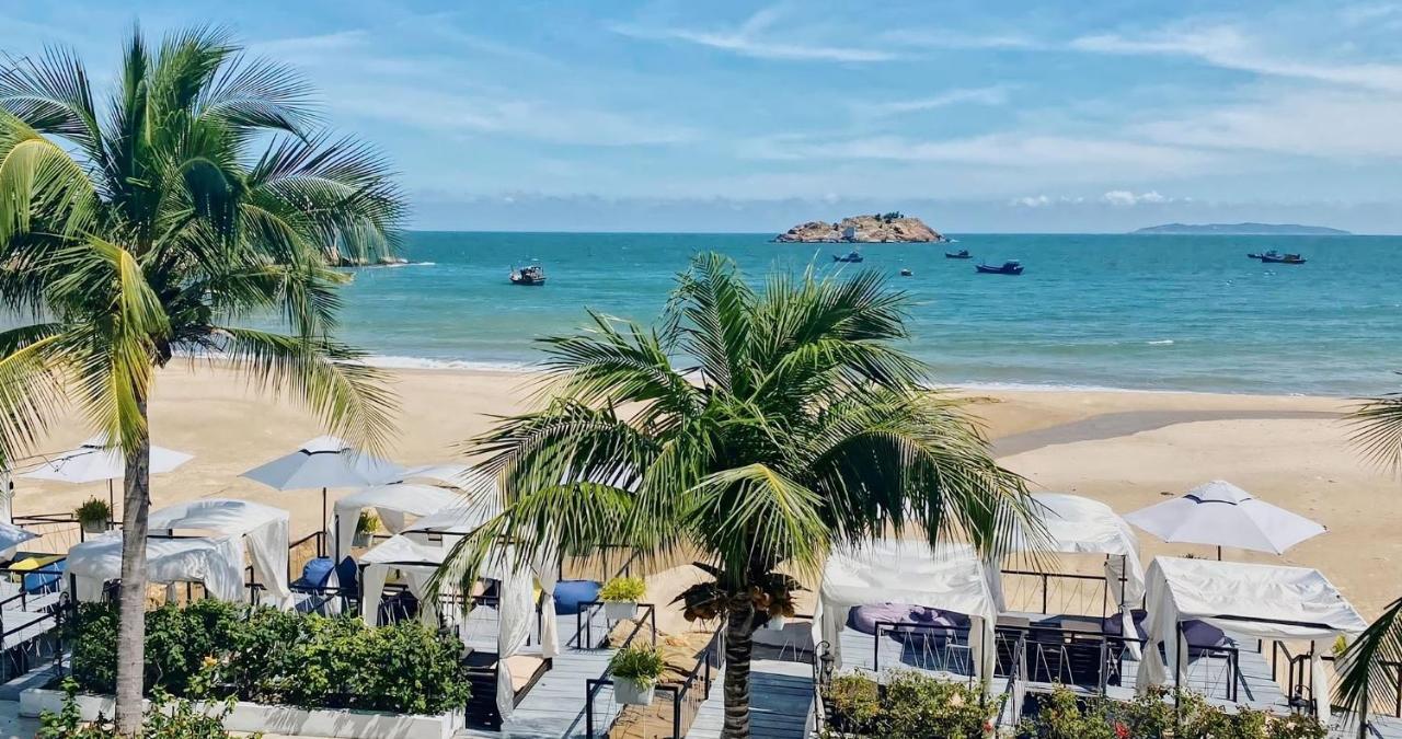 Seaside Boutique Resort Куинён Экстерьер фото