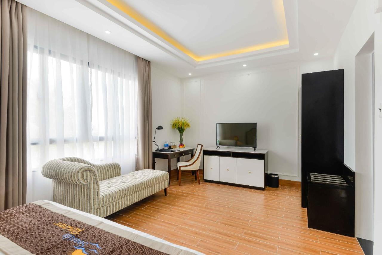 Seaside Boutique Resort Куинён Экстерьер фото
