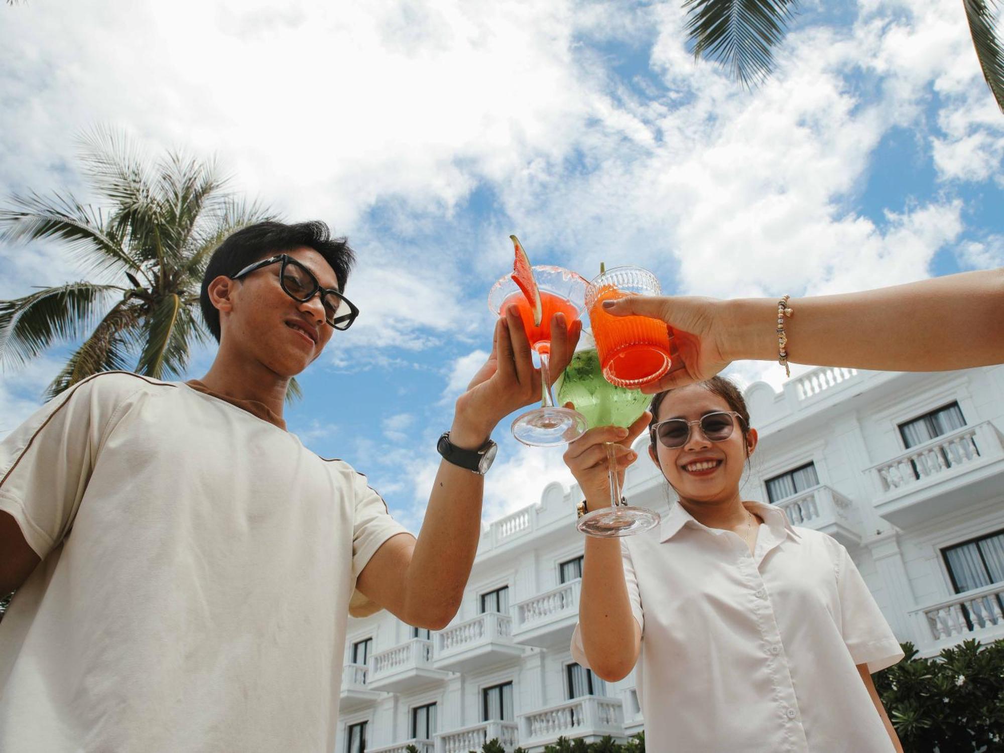 Seaside Boutique Resort Куинён Экстерьер фото